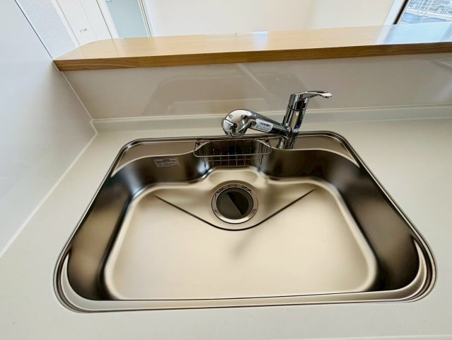 七栄第３３　新築戸建て　８号棟のキッチン