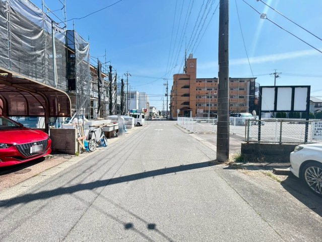 新築戸建　一宮市多加木1丁目1期　全3区画分譲の前面道路含む現地写真|「現地（2026年3月2日）撮影」　
■前面道路　
■ヤマダ不動産　株式会社リライフ