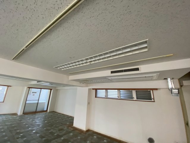 パイオニアＩＮＮ．の内装