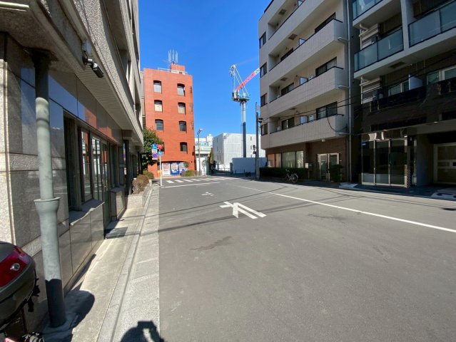 パイオニアＩＮＮ．の周辺