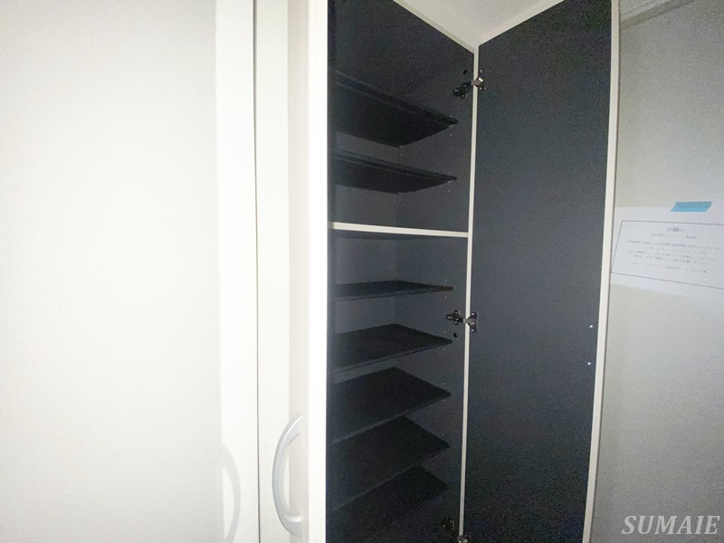 サクラテラスの収納|シューズボックスです☆