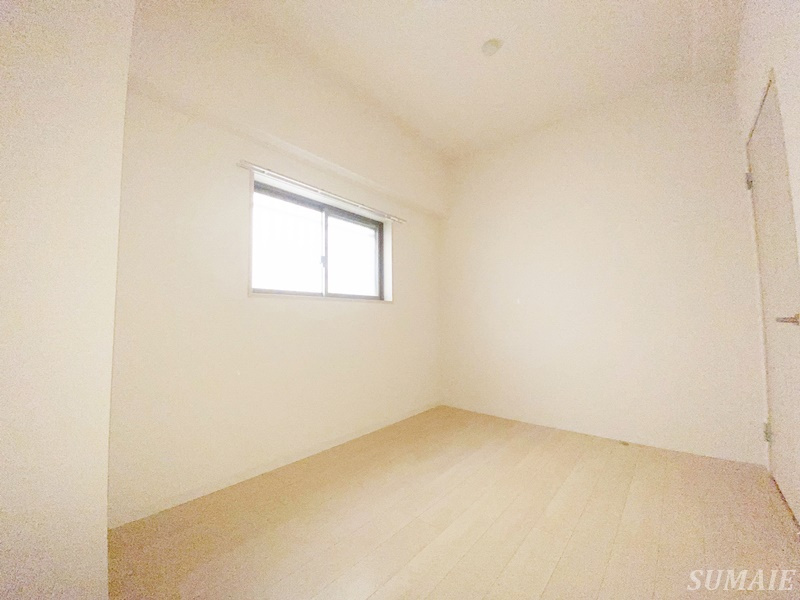 サクラテラスの洋室|6帖の洋室です☆