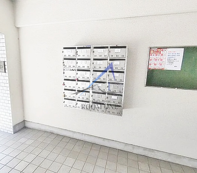 メイプル森戸のエントランス|エントランスです。