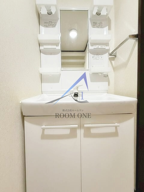 メイプル森戸の洗面所|洗面台です。