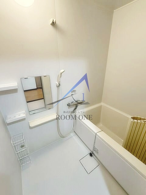 メイプル森戸の浴室|お風呂です。