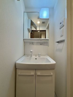 【洗面所】 | GENOVIA妙典 | 参考写真（同物件別部屋）