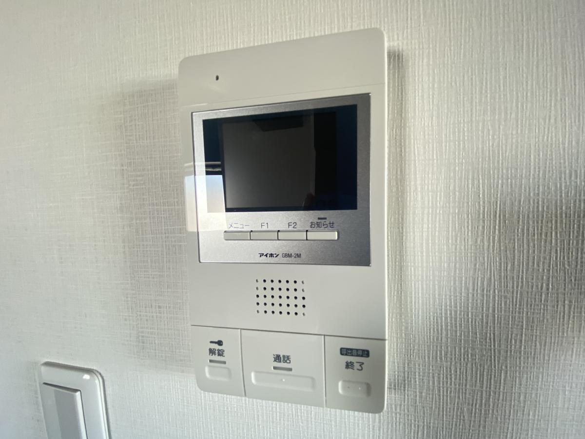 レジデンス1870のセキュリティ|モニター付きインターホンで安心