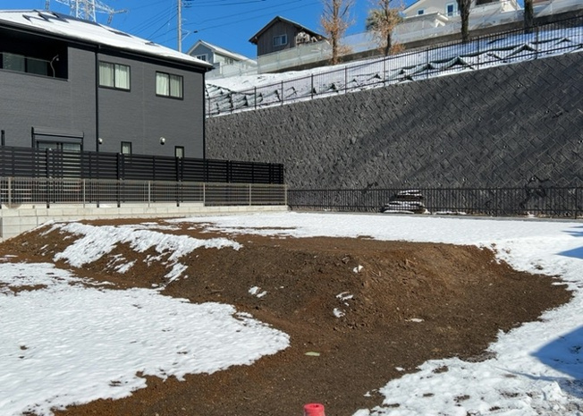 【外観】 | 物件の詳細については、現地を見てわかること以外に、役所や法務局などで調べないとわからないことがあります。そのため、現地に行く場合は、もしこの物件を買ったらどのような生活ができるかをイメージしましょう。