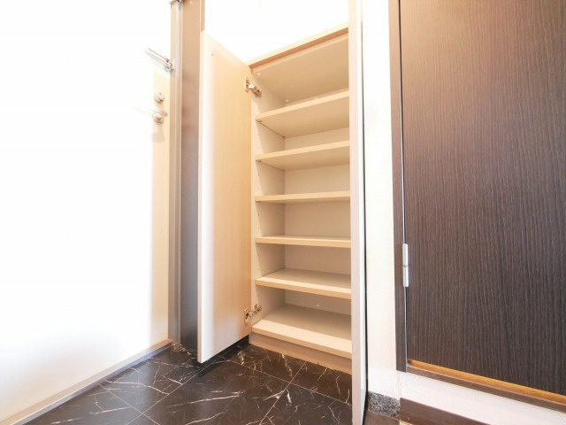 Canal天満橋の玄関|Ｃａｎａｌ天満橋　シューズボックス