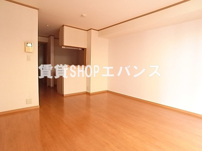 【洋室】 | ドゥーメゾンI番館