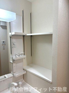 【その他】 | 月光福山東弐番館 | 洗面所収納棚