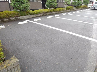 【駐車場】 | エクセル城東Ｂ | 駐車場です