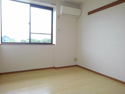 【居間・リビング】 | エクセル城東Ｂ | ゆったりとしたリビングです