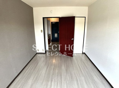 【居間・リビング】 | ライトハイツＢ棟 | 同型タイプゆったりとした居間です