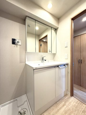 トーカンマンション円山北町の独立洗面台