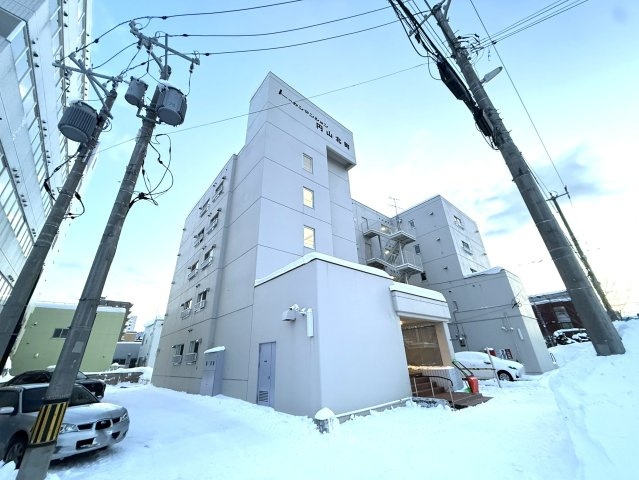 トーカンマンション円山北町の外観