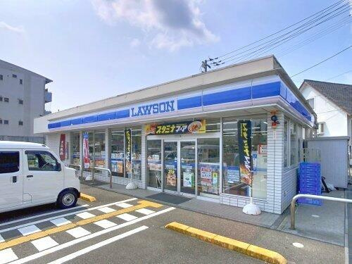 ｅｓｔ　Ⅰの周辺|ローソン 高知針木本…まで963m 