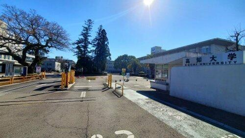 ｅｓｔ　Ⅰの周辺|高知大学 朝倉キャ…まで1,394m 