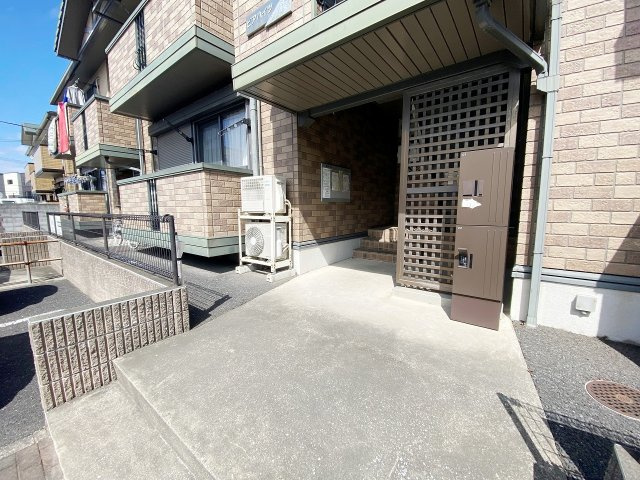 ピアハイツのエントランス