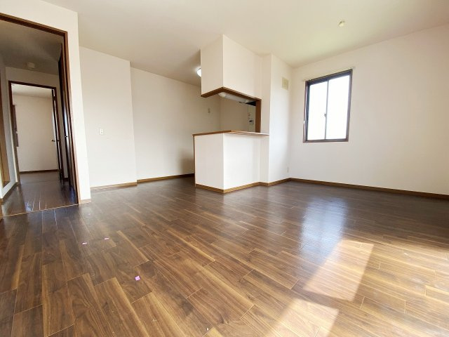 ピアハイツの居間・リビング