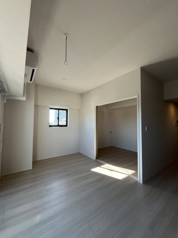 JUSEI　RESIDENCEの洋室