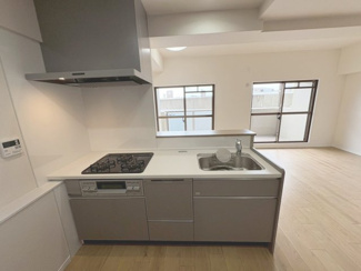 【外観】 | ファミールハイツⅡ番館 | 【キッチン交換します】綺麗なキッチンで気持ち良くお料理できますね！家族を身近に感じる対面式キッチン！