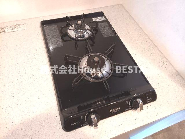 レジュールアッシュ神戸湊川公園のキッチン