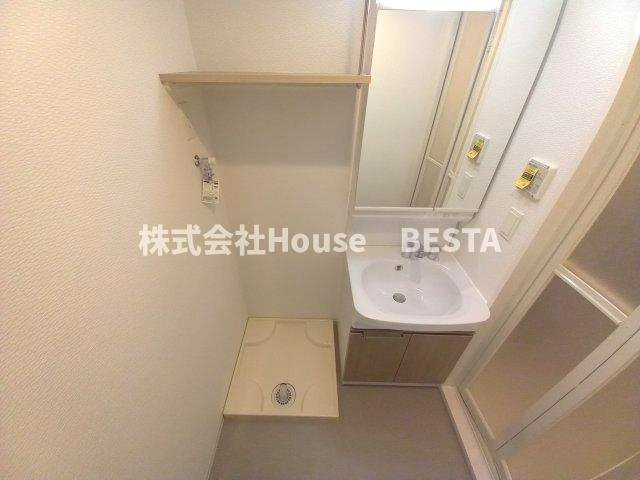 レジュールアッシュ神戸湊川公園の洗面所