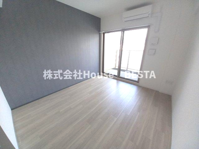 レジュールアッシュ神戸湊川公園の和室