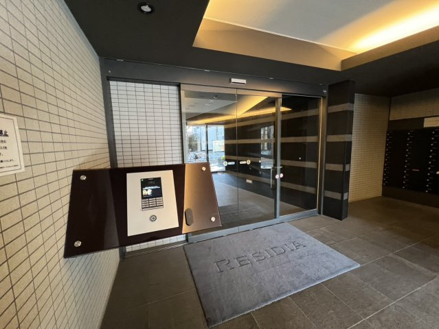 【エントランス】