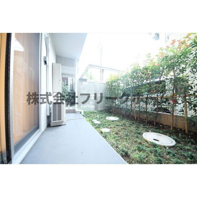 武蔵野市中町１丁目の賃貸マンションのバルコニー