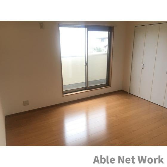 サニーヒルの洋室|６．６帖の洋室