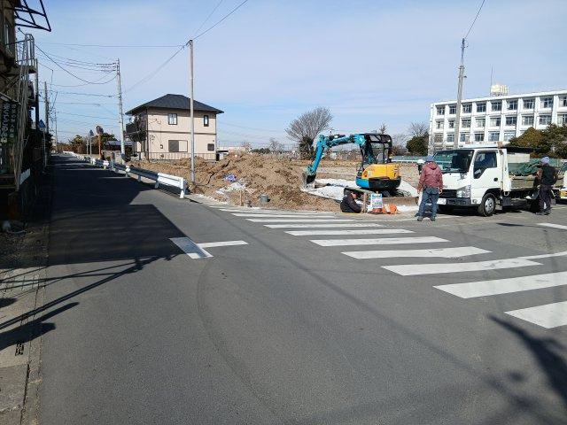 鴻巣市鎌塚４期　の前面道路含む現地写真|現地前面道路（2026年02月06日）撮影
