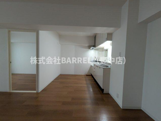 ヴィラ豊中の居間・リビング