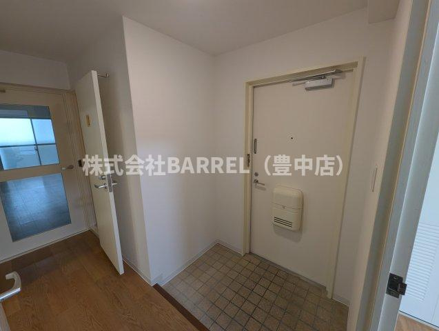 ヴィラ豊中の玄関
