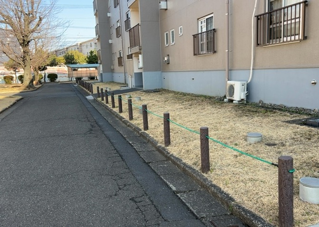 【内装】 | 相武台団地２１０７号棟 | 共有部分は、住民なら誰もが使える設備のこと。例えば駐車場やエレベーター、インターネット設備、セキュリティ設備などがあります。他にも、マンションの廊下・外部階段やエントランス・ゴミ置き場などがあります。