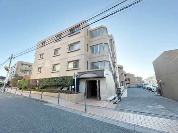 ファミール明大前