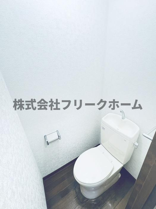 武蔵野市境４丁目の賃貸マンションのトイレ