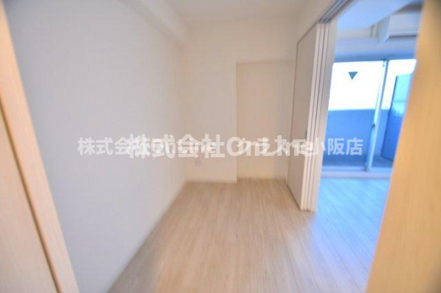 アドバンス上町台シュタットの洋室