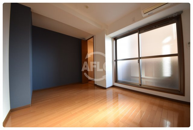 クイーンライフ東今里の居間・リビング|クイーンライフ東今里　洋室