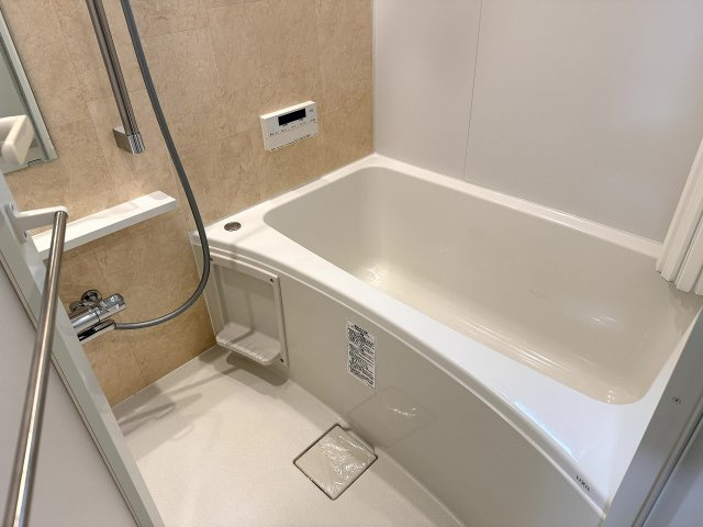 メゾン朝霧の浴室