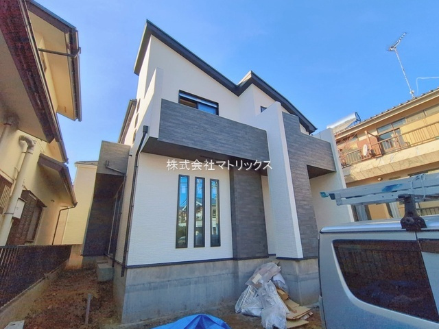 練馬区大泉町5丁目　駐車2台×土地43坪超　大型住宅　限定1棟の外観