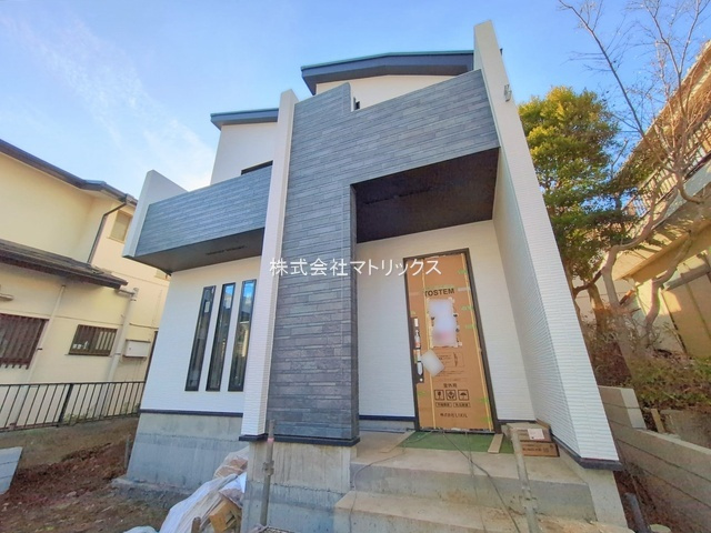 練馬区大泉町5丁目　駐車2台×土地43坪超　大型住宅　限定1棟の外観