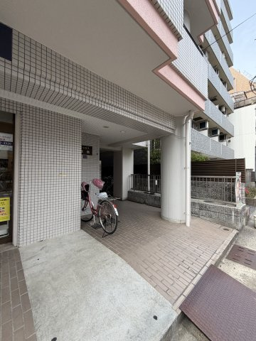 シュロス板宿のその他