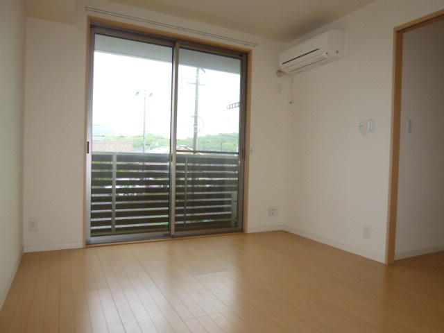 ソル・グレイスＡの居間・リビング