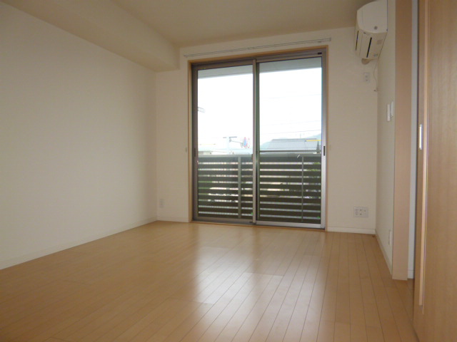 ソル・グレイスＡの居間・リビング