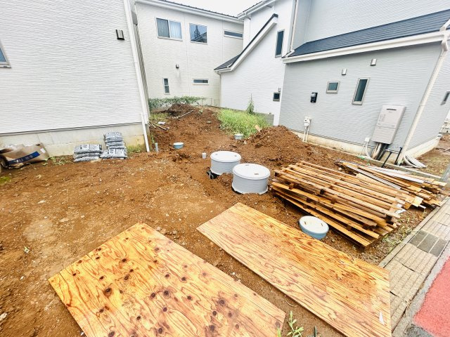 四街道市内黒田の駐車場|9/11撮影