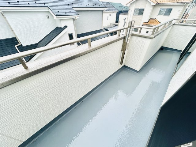 四街道市内黒田のバルコニー