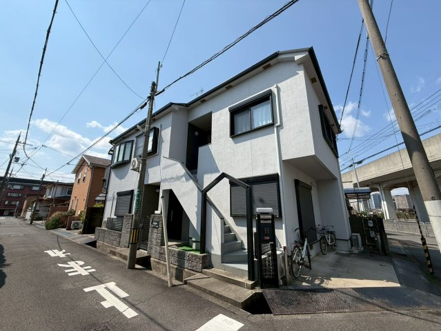 高槻市緑町貸家の外観
