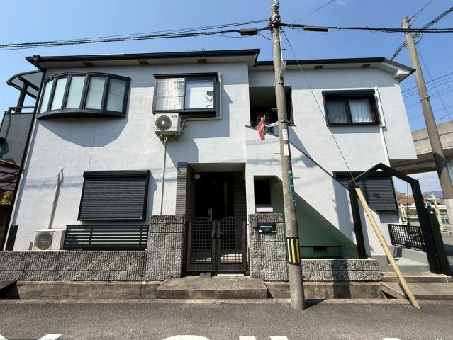 高槻市緑町貸家の外観